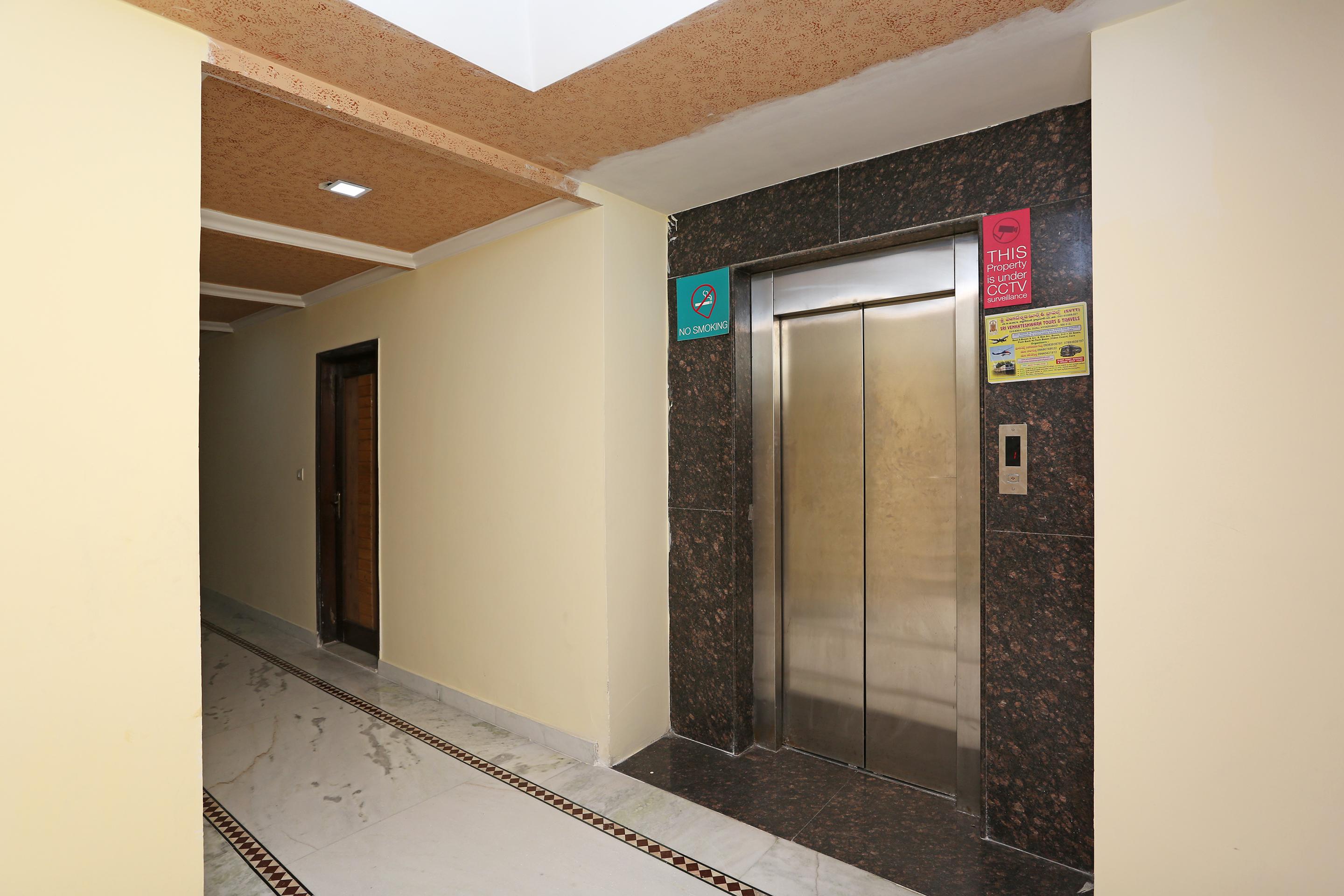 Oyo 337 Hotel Anand Delhi (National Capital Territory of India) Exterior foto