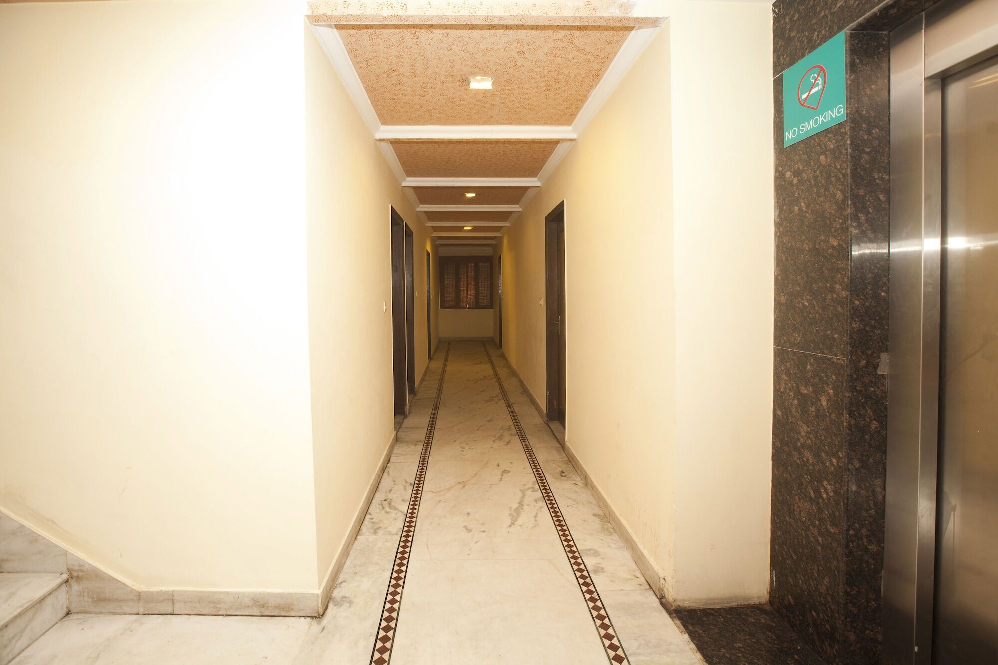 Oyo 337 Hotel Anand Delhi (National Capital Territory of India) Exterior foto